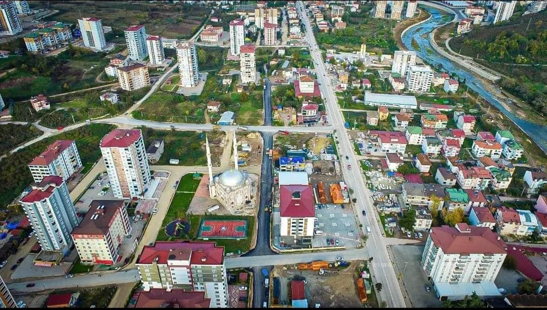  FATSA’NIN SOKAK VE CADDELERİ ASFALT İLE BULUŞUYOR